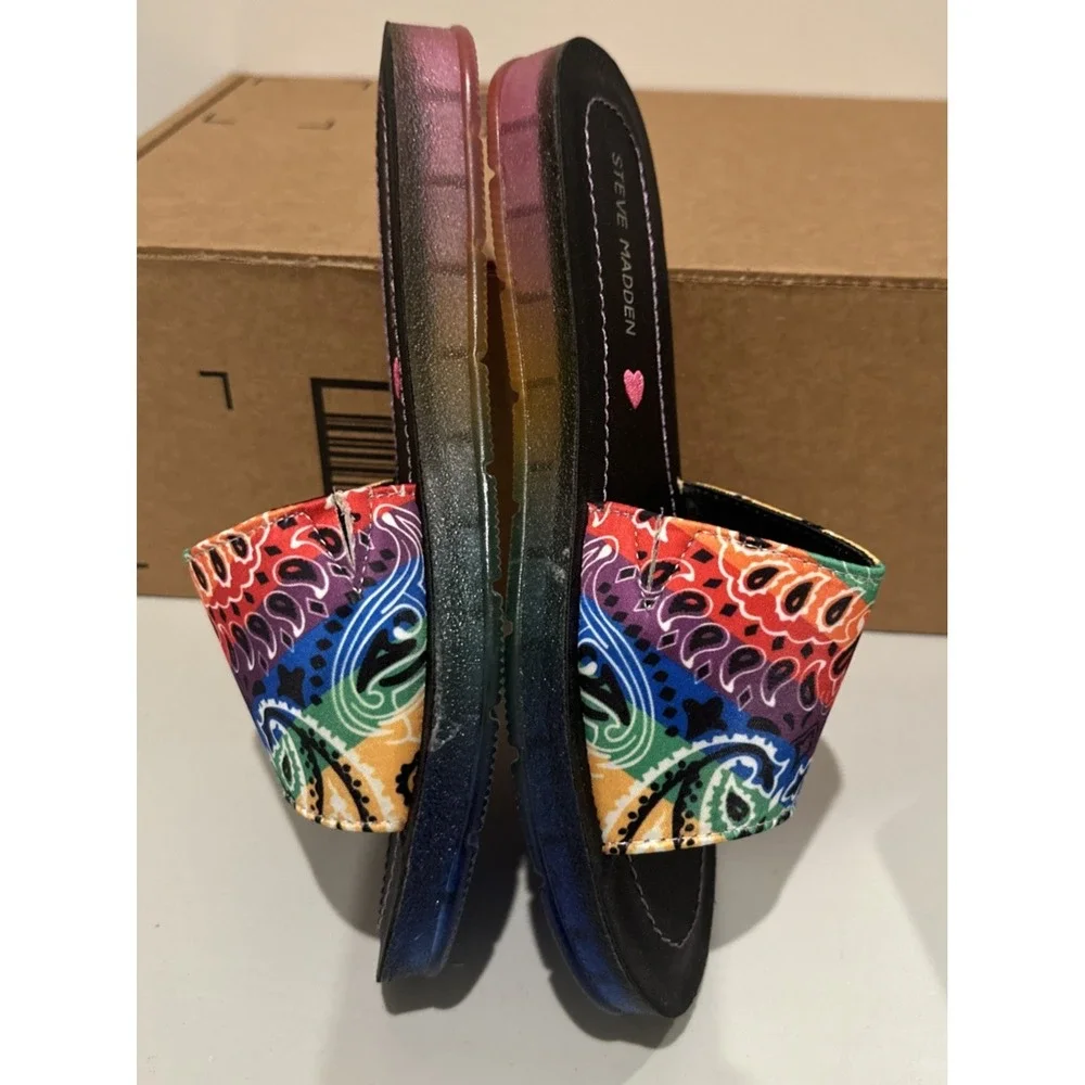 Steve Madden Kids Size 4 JWINC Multi Bandana Print Slip On Slide Sandals Rainbow